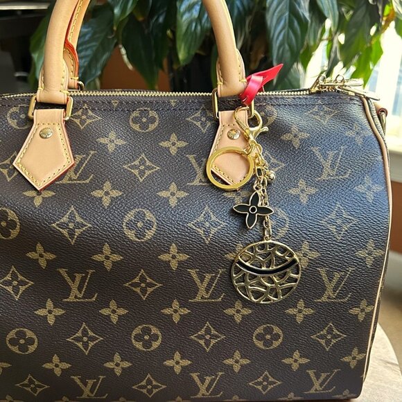 GEOMETRIC Bag Charm Black Gold Tone - Picture 6 of 8